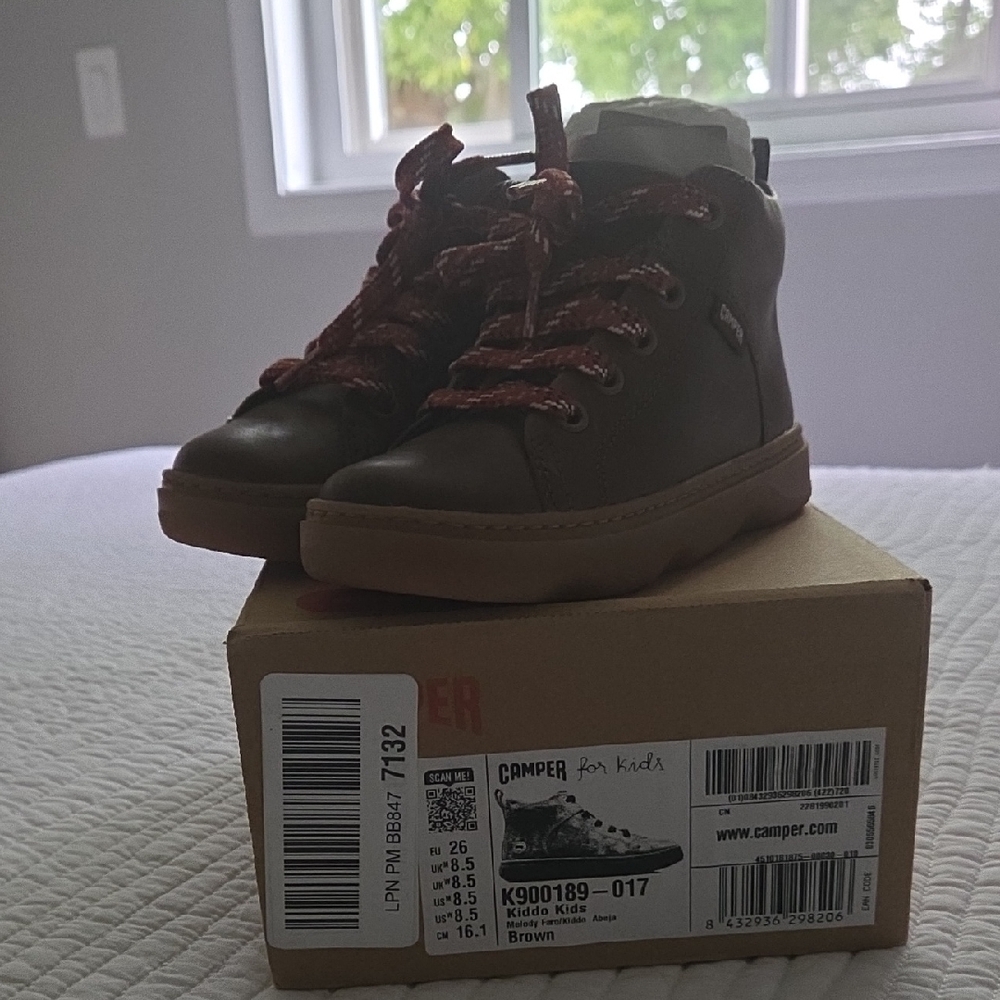 Camper Kids Sneakers in Brown with Red Laces